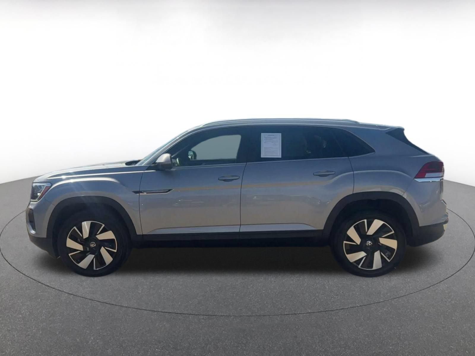 Used 2026 Volkswagen Atlas Cross Sport SE AWD/4WD image 8