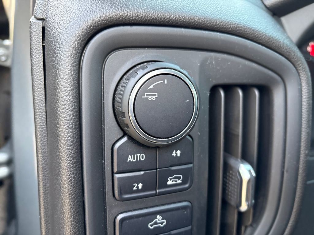 Certified 2024 Chevrolet Silverado 1500 Custom w/ Turbomax Blackout Package image 17