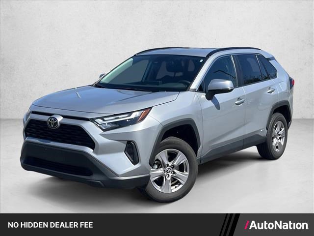 Certified 2025 Toyota RAV4 XLE AWD/4WD image 1