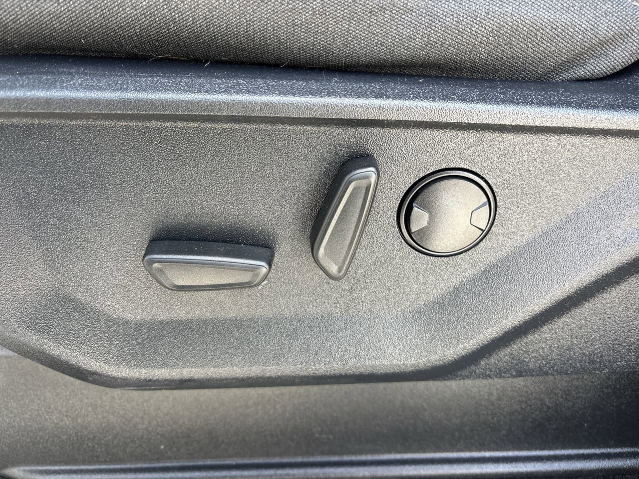 Used 2022 Ford F150 XLT w/ Equipment Group 302A High image 18