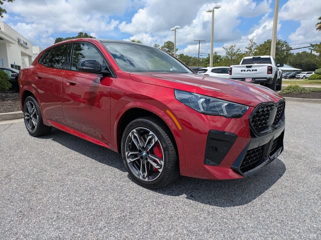 New 2026 BMW X2 xDrive28i w/ Technology Package AWD/4WD image 2