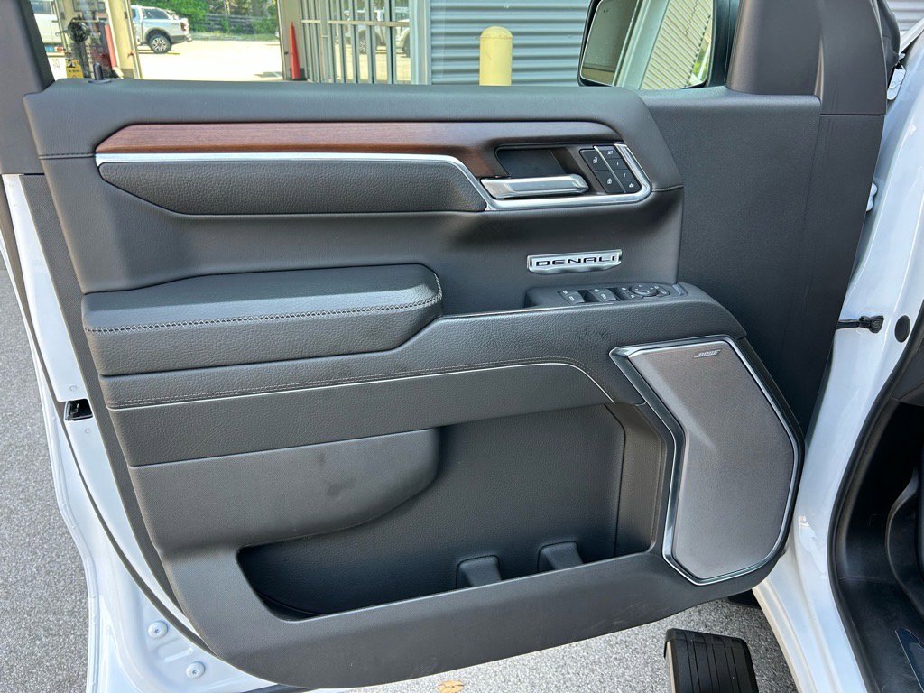 Used 2024 GMC Sierra 1500 Denali w/ Denali Reserve Package image 21