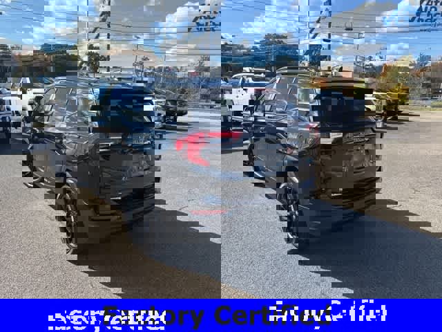 Certified 2024 GMC Terrain SLE w/ Driver Convenience Package image 5