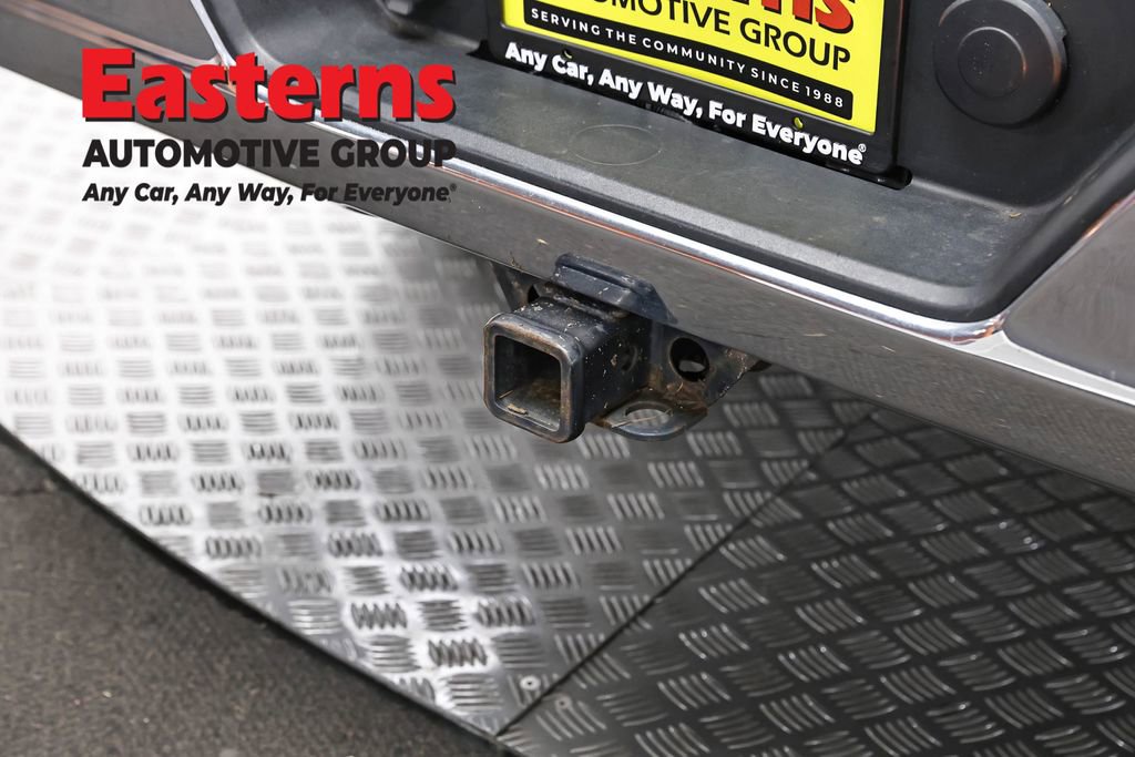 Used 2021 Chevrolet Silverado 1500 LT AWD/4WD image 24