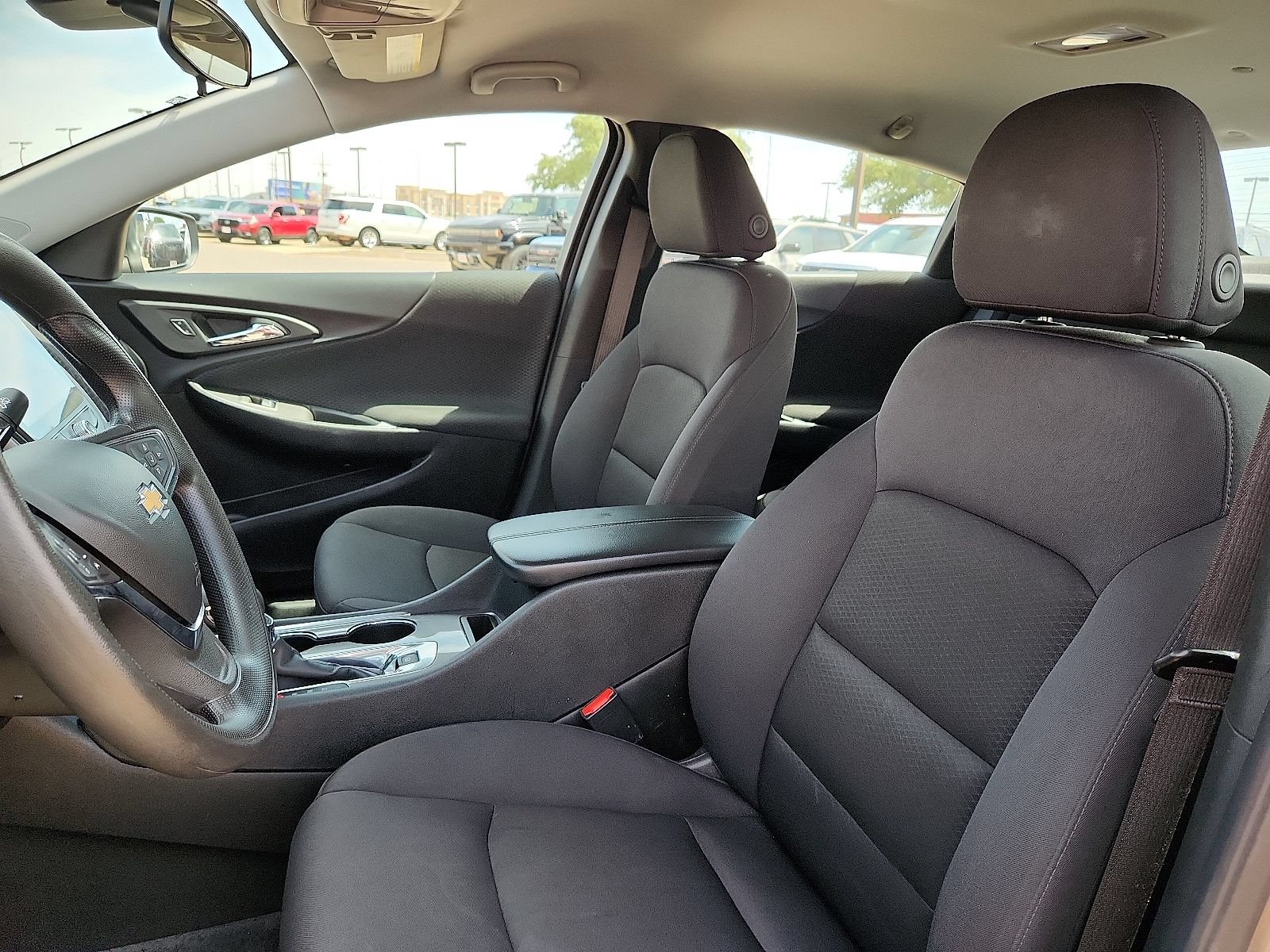 Used 2025 Chevrolet Malibu LT FWD image 12