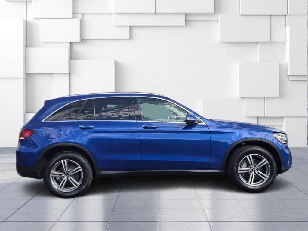 Used 2022 Mercedes-Benz GLC 300 image 4