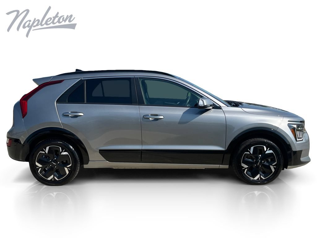 Used 2023 Kia Niro Wave w/ Wave Preserve Package FWD image 7