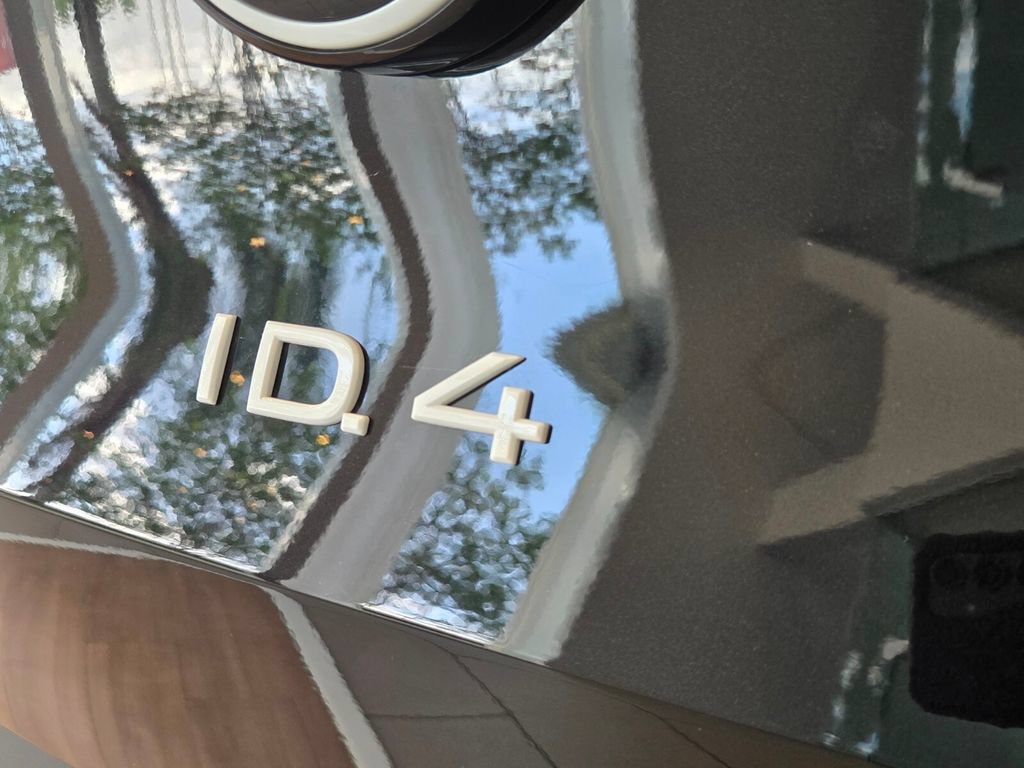 New 2026 Volkswagen ID.4 Pro RWD image 11