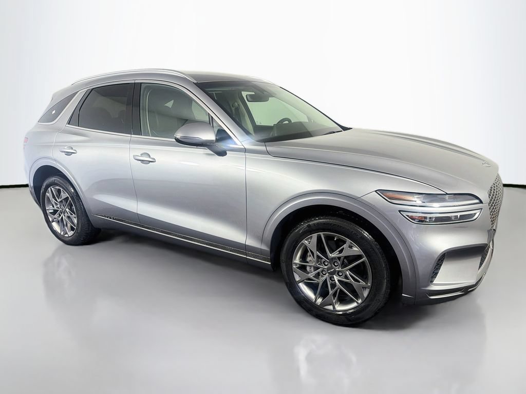 Used 2025 Genesis GV70 2.5T AWD/4WD image 3