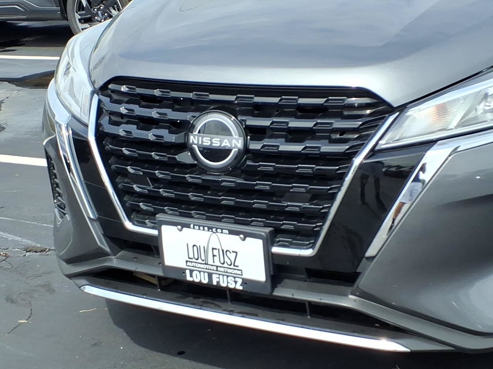 Used 2024 Nissan Kicks SV w/ Exterior Package FWD image 32