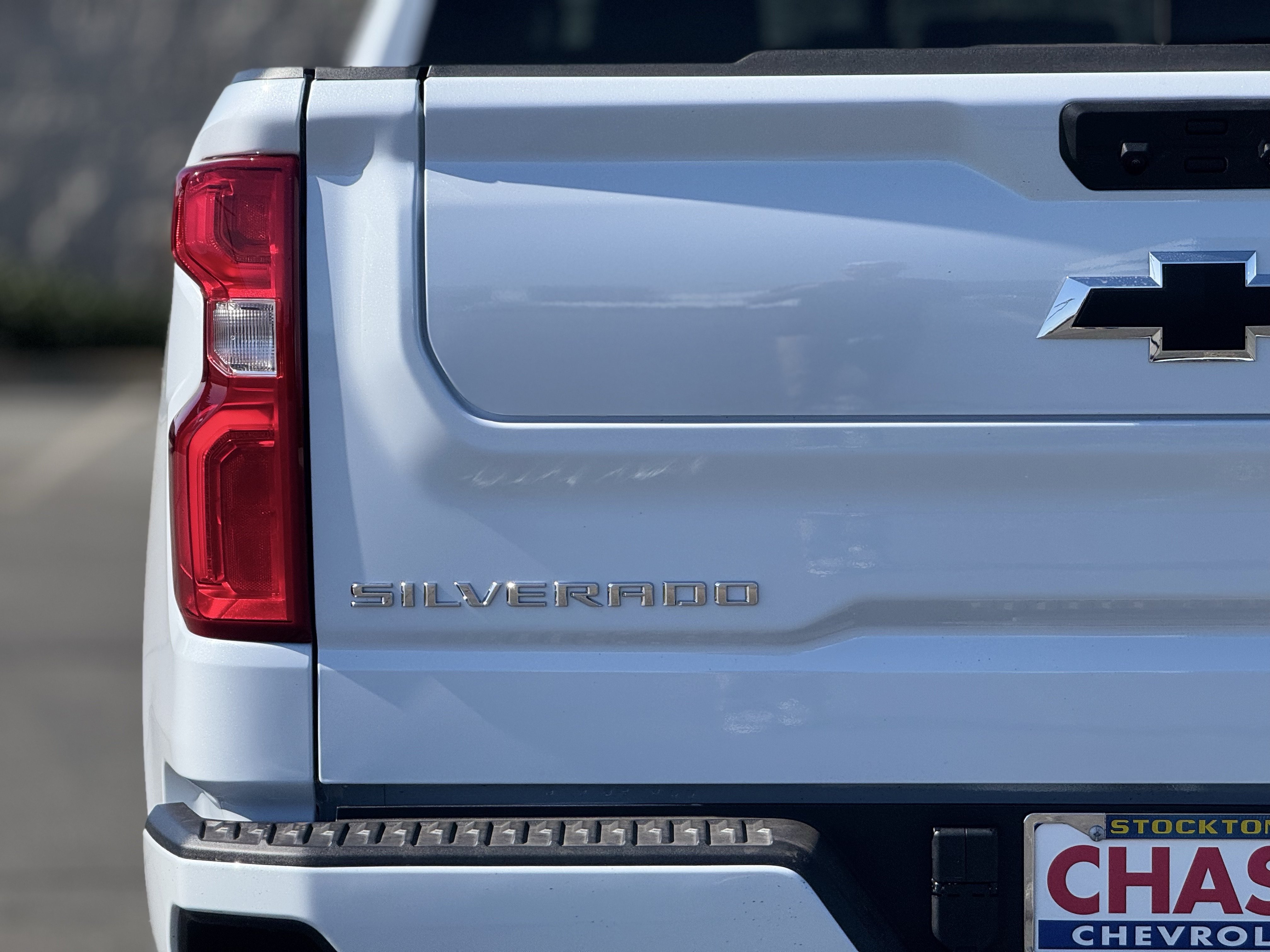 New 2026 Chevrolet Silverado 1500 High Country AWD/4WD image 7