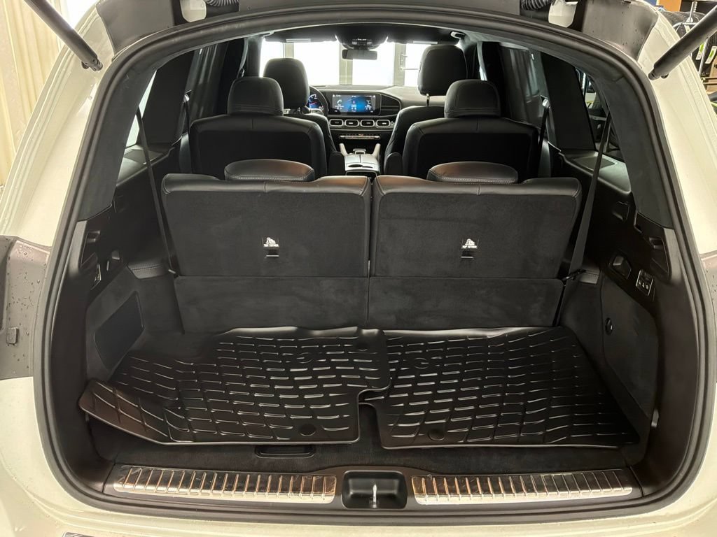 Used 2023 Mercedes-Benz GLS 63 AMG 4MATIC image 28