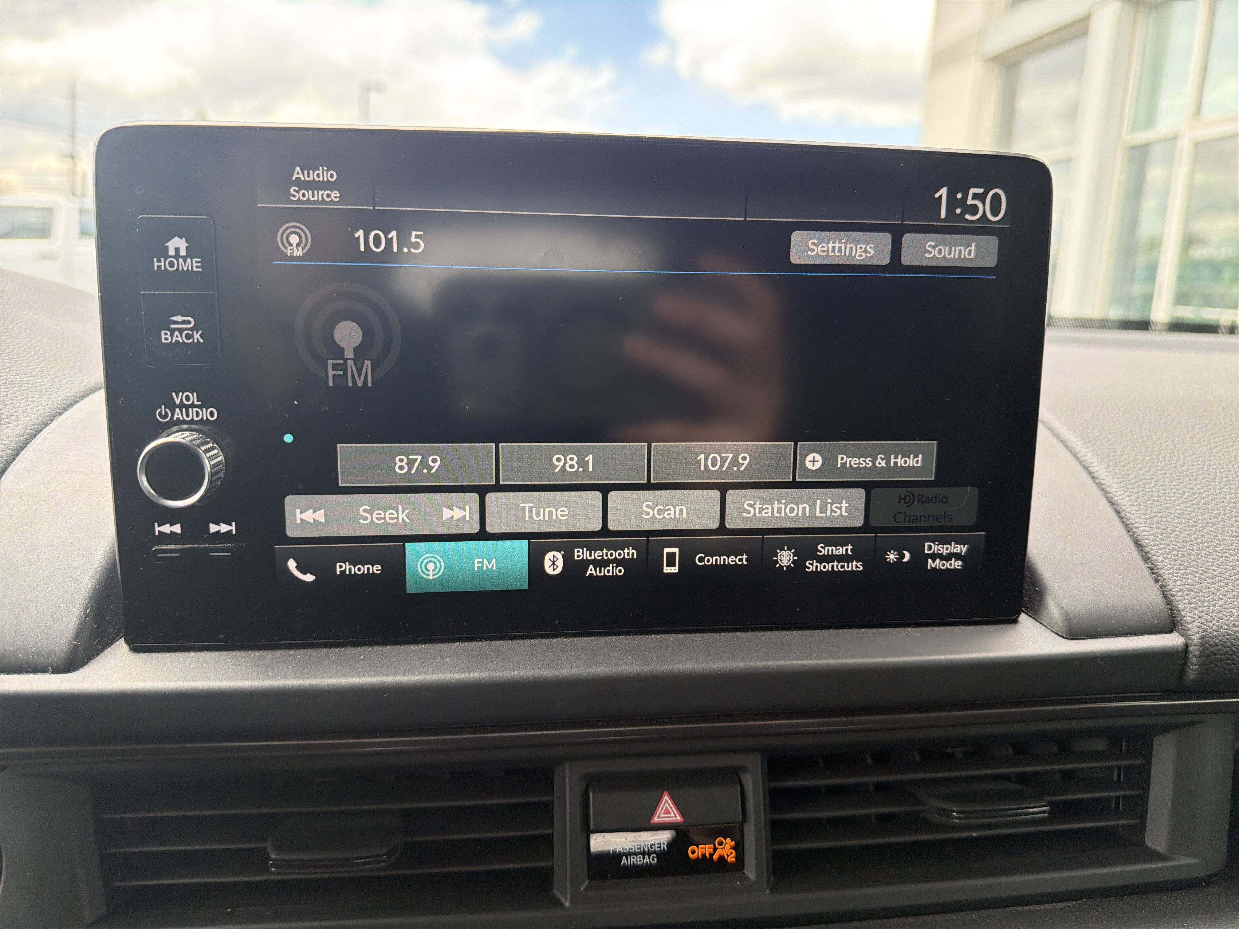 Used 2023 Honda Pilot TrailSport image 24