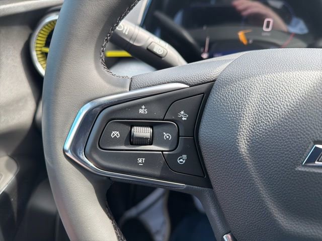 New 2026 Chevrolet Trax LT w/ Midnight Edition FWD image 11