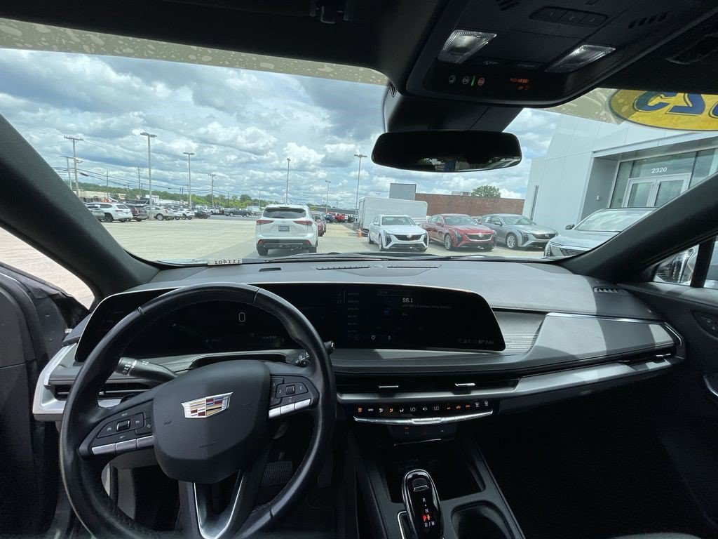 Certified 2025 Cadillac XT4 Premium Luxury FWD image 12