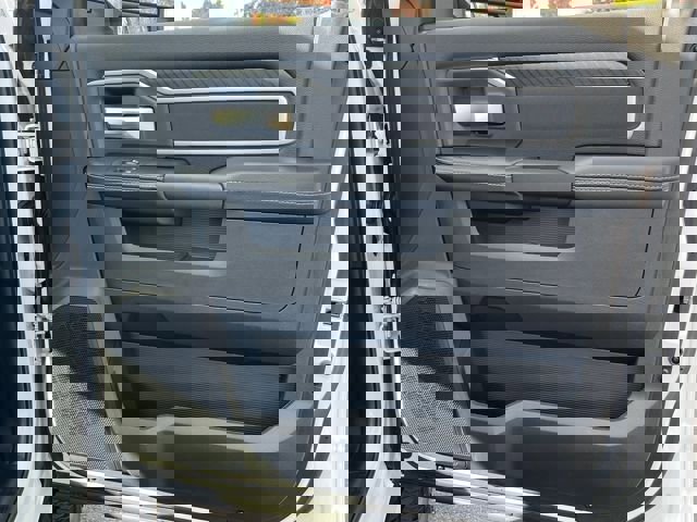 New 2026 RAM 2500 Big Horn AWD/4WD image 23