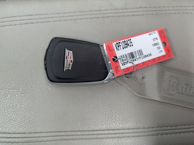 Used 2023 Cadillac XT4 Premium Luxury FWD image 32
