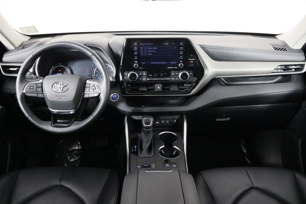 Used 2021 Toyota Highlander XLE image 13