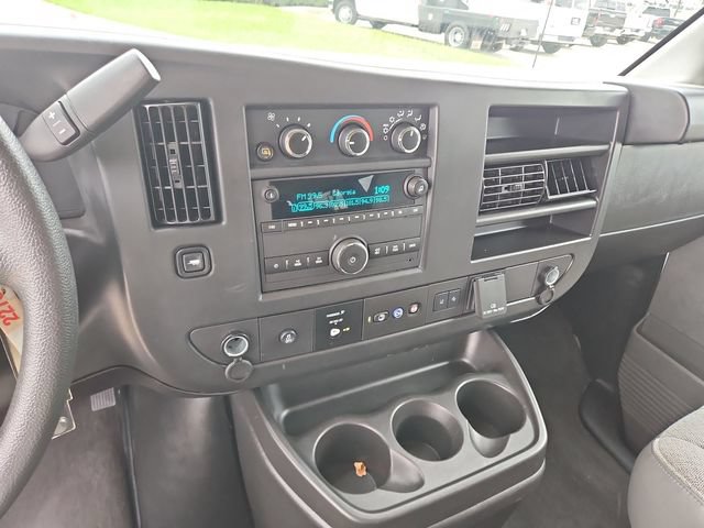 Used 2025 GMC Savana 3500 LT w/ LT Preferred Equipment Group RWD image 11