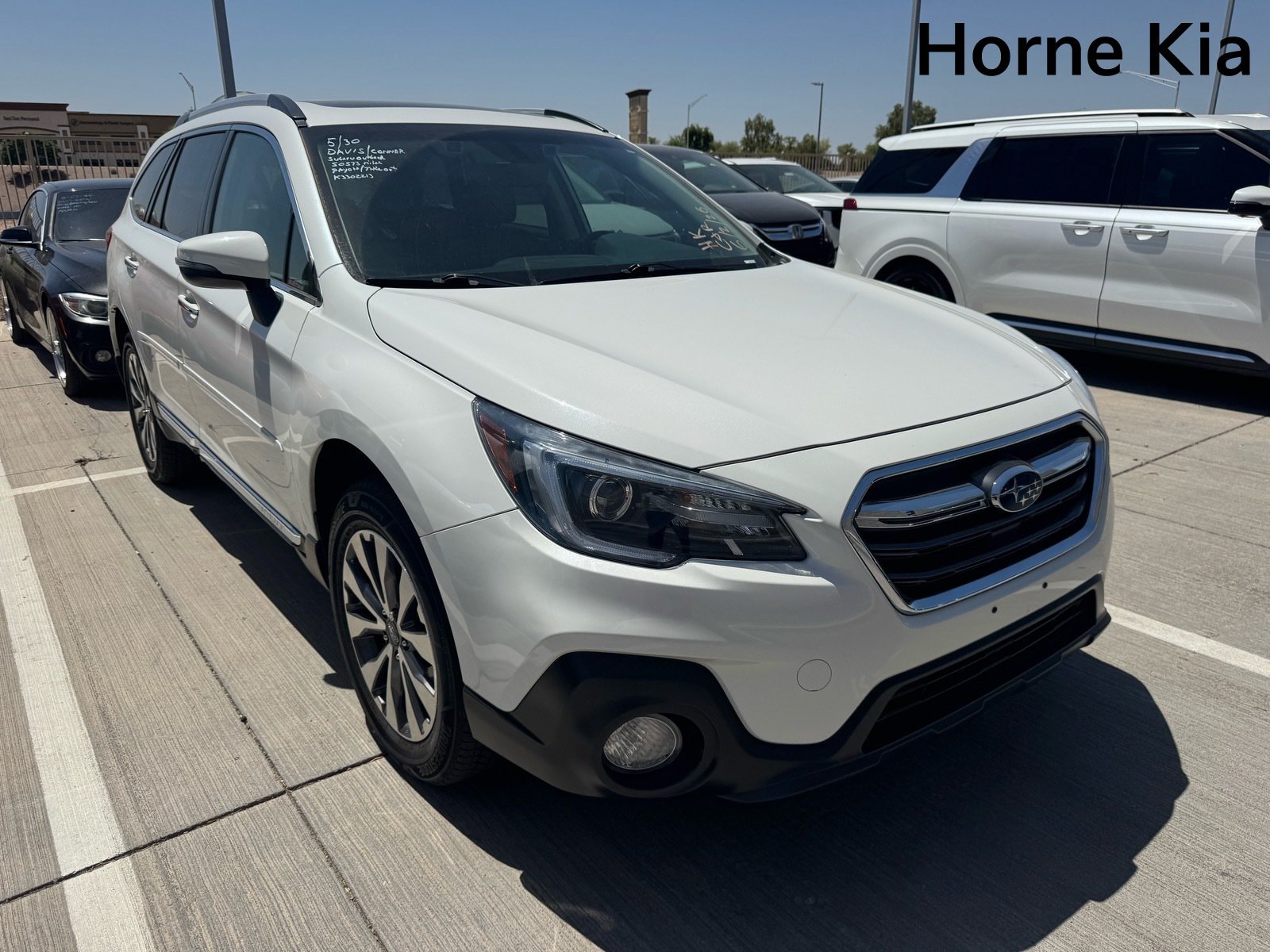 Used 2019 Subaru Outback 3.6R Touring w/ Popular Package #3A AWD/4WD image 5