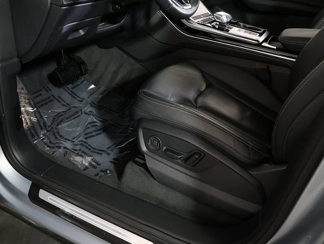 Used 2025 Audi Q7 3.0T Premium Plus AWD/4WD image 28