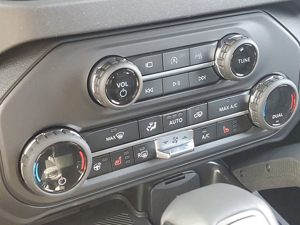 New 2026 Ford Bronco Outer Banks image 18