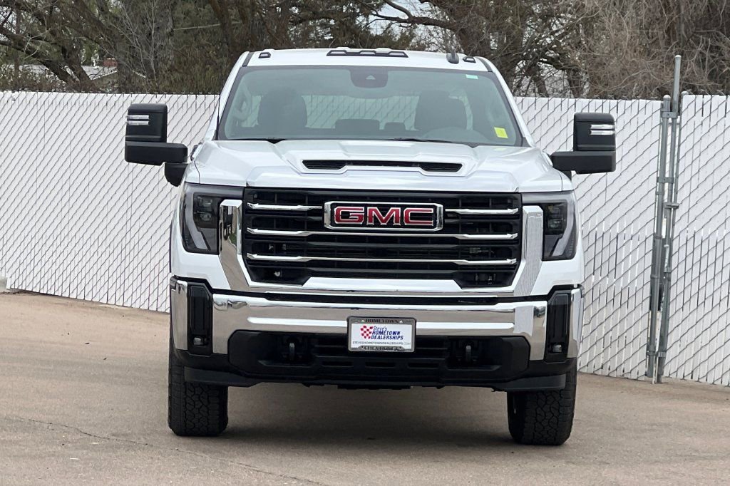 New 2026 GMC Sierra 2500 SLE w/ SLE Value Package; image 6