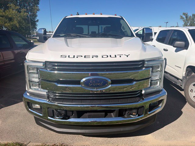 Used 2019 Ford F250 Lariat w/ Lariat Ultimate Package AWD/4WD image 2