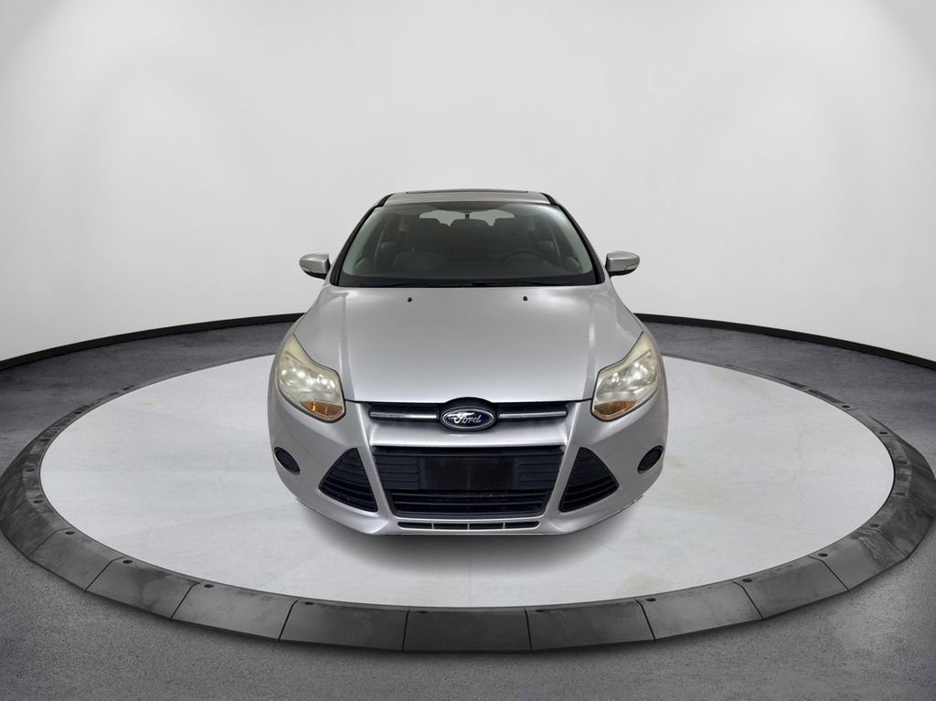 Used 2014 Ford Focus SE image 2