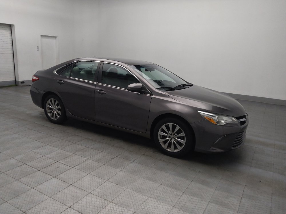 Used 2015 Toyota Camry XLE FWD image 11