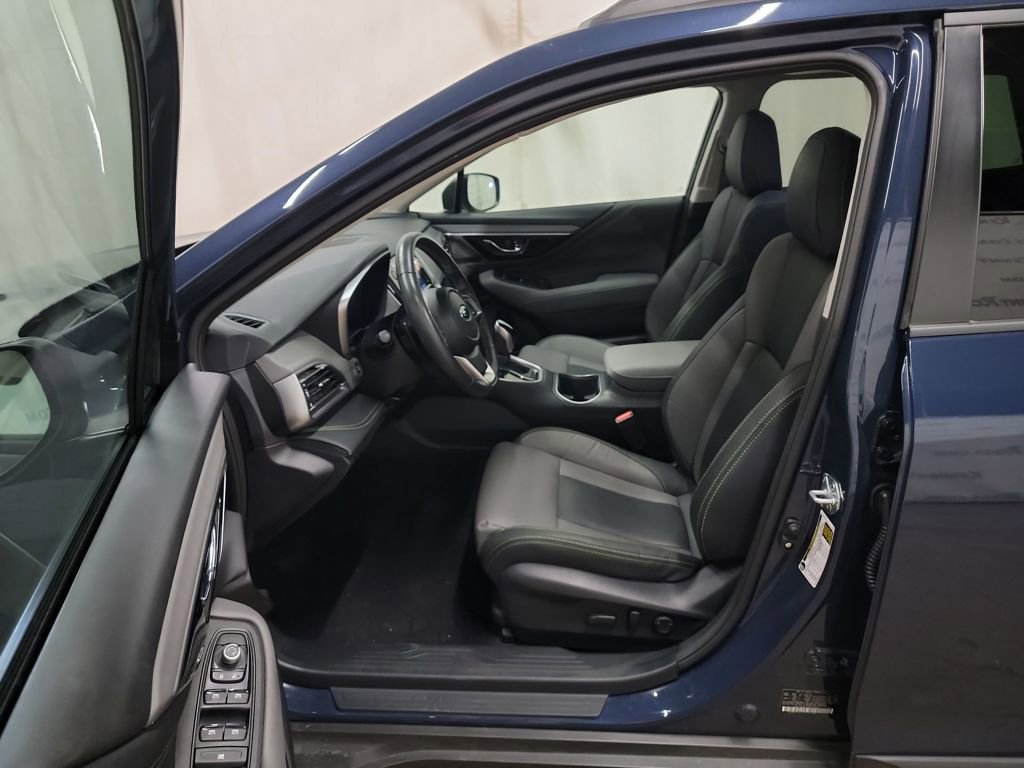 Used 2023 Subaru Outback Onyx Edition image 10