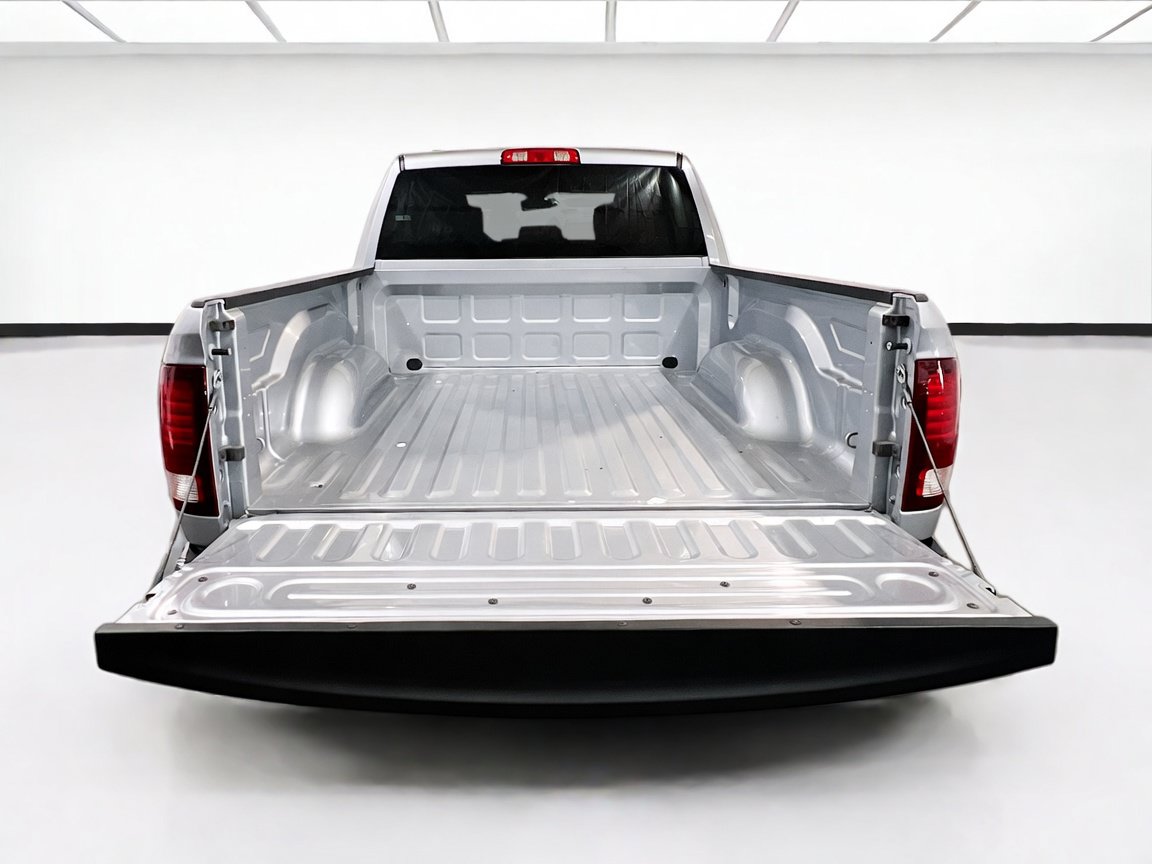 Used 2023 RAM 1500 Warlock AWD/4WD image 18
