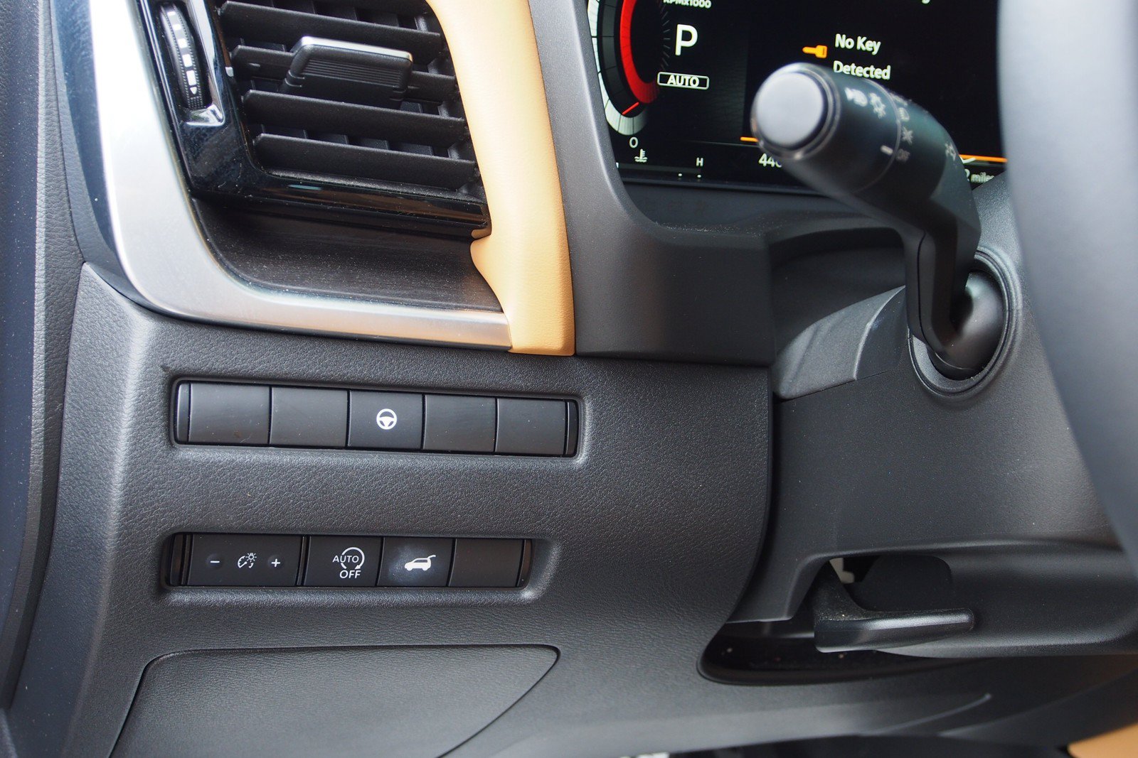 Used 2023 Nissan Rogue Platinum AWD/4WD image 21