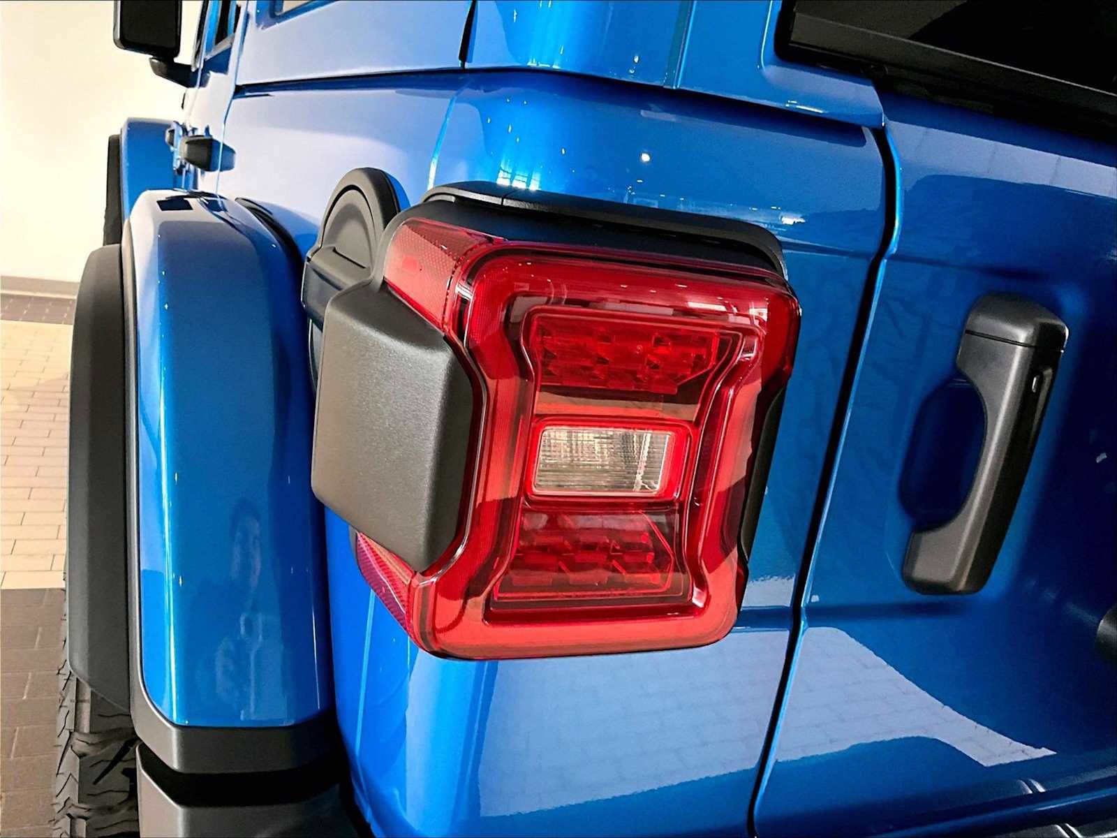 Used 2024 Jeep Wrangler Rubicon 392 image 34