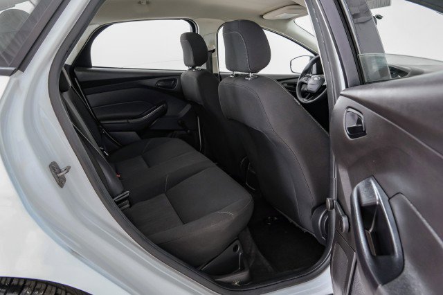 Used 2017 Ford Focus S FWD image 31