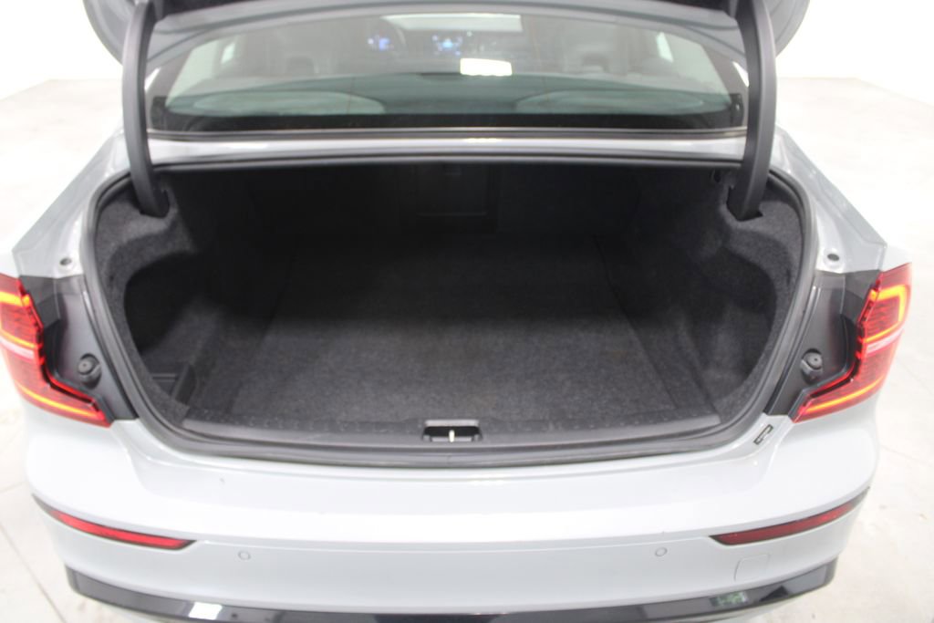 Used 2024 Volvo S60 B5 Core FWD image 14