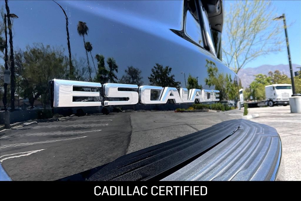 Used 2024 Cadillac Escalade V w/ Heavy-Duty Trailer Package AWD/4WD image 31