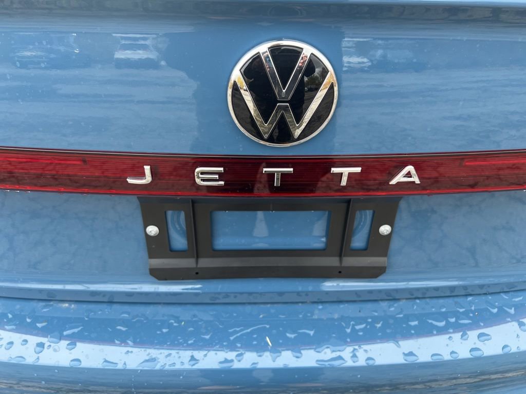 New 2026 Volkswagen Jetta SE image 9