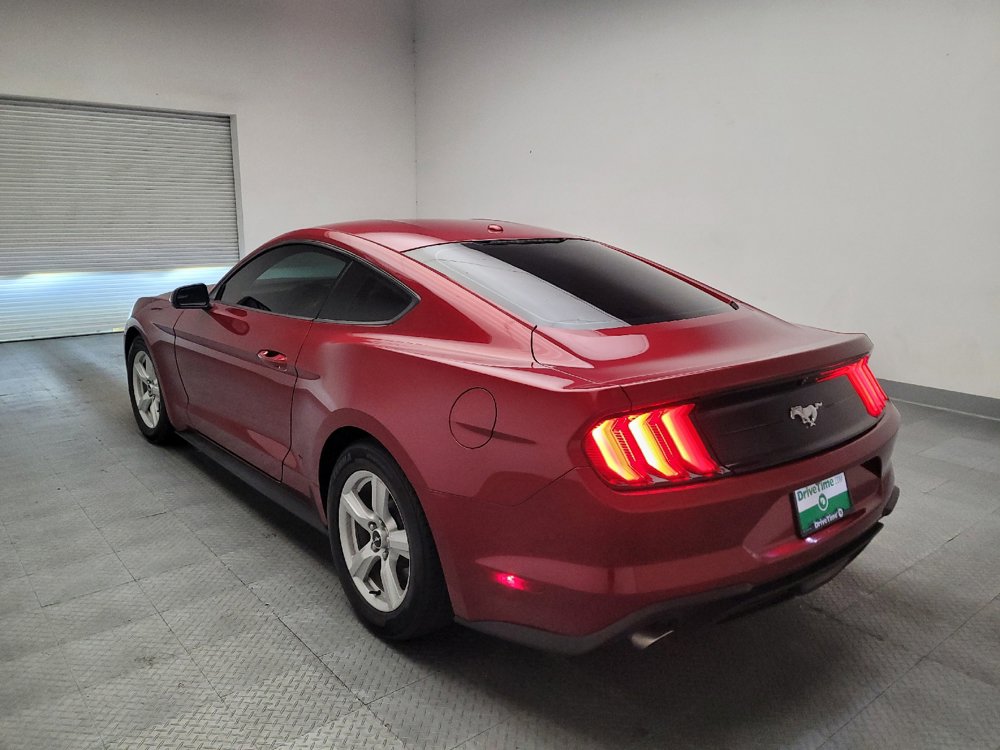 Used 2019 Ford Mustang Coupe RWD image 5