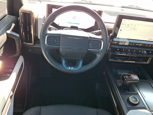 Certified 2025 GMC Hummer EV 2X w/ Extreme Off-Road Package AWD/4WD image 13