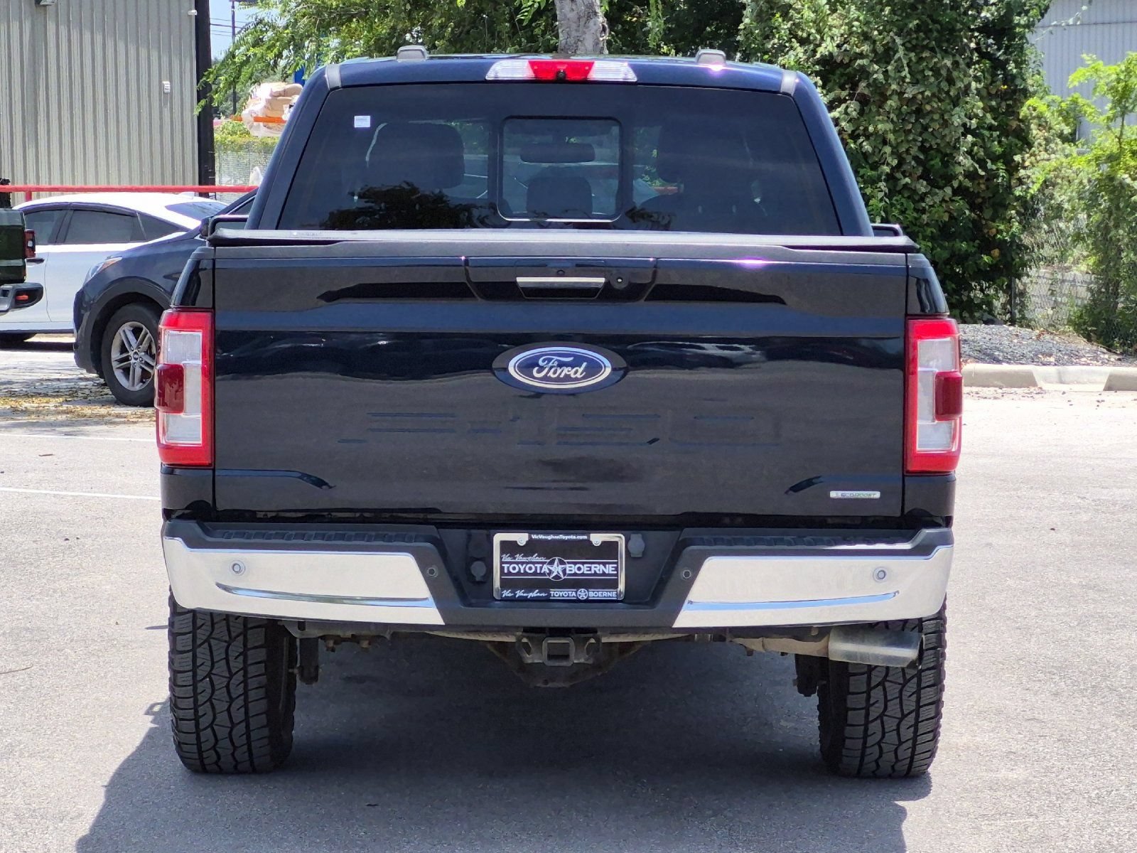 Used 2022 Ford F150 Lariat w/ Equipment Group 502A High AWD/4WD image 4