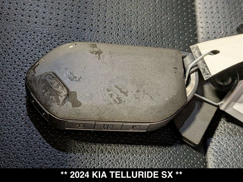 Used 2024 Kia Telluride SX w/ Towing Package AWD/4WD image 30