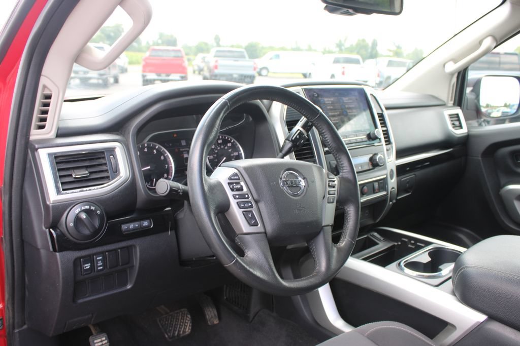 Used 2021 Nissan Titan SV w/ SV Convenience Package AWD/4WD image 27