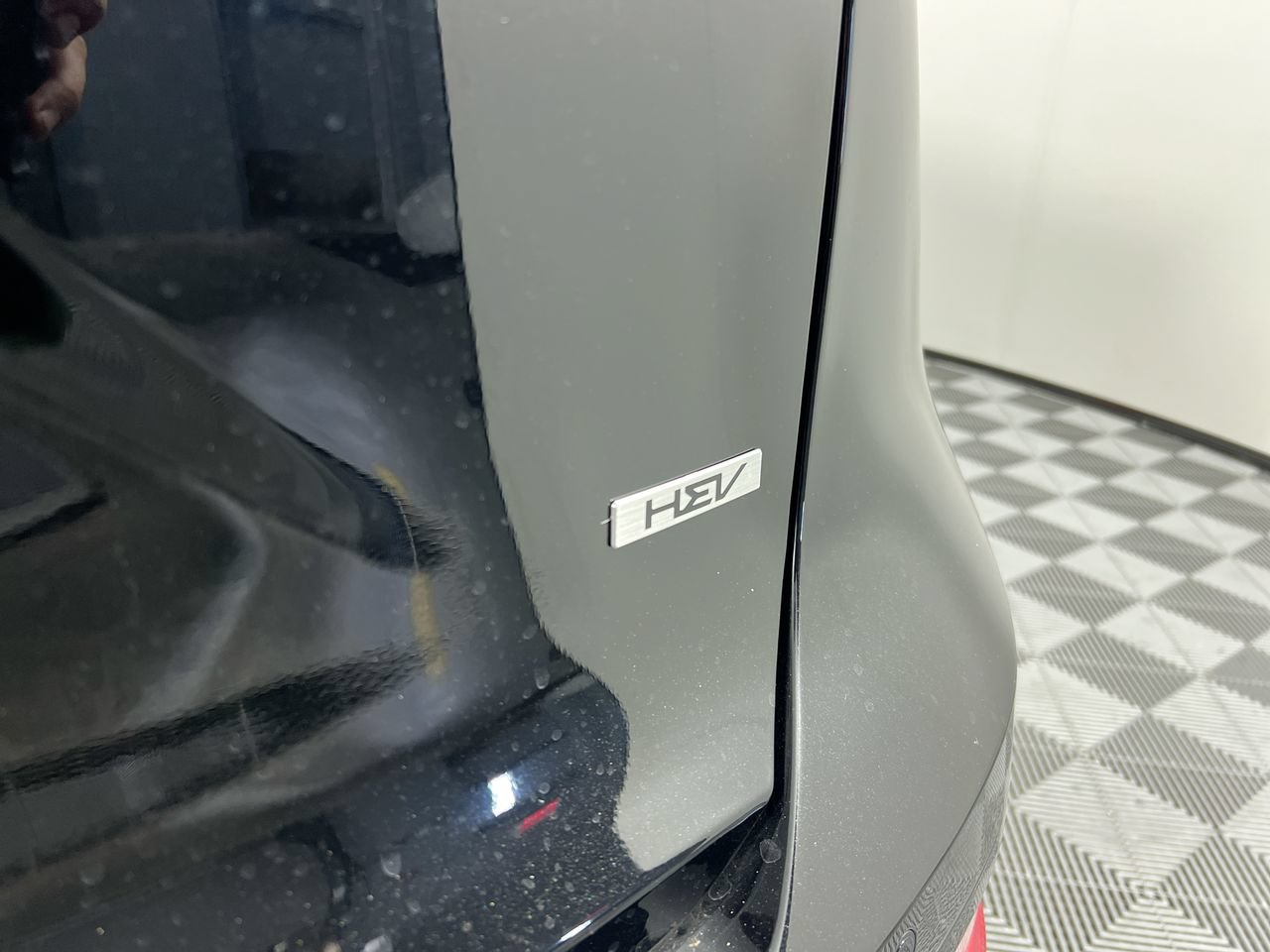 Certified 2025 Kia Niro EX Touring FWD image 6