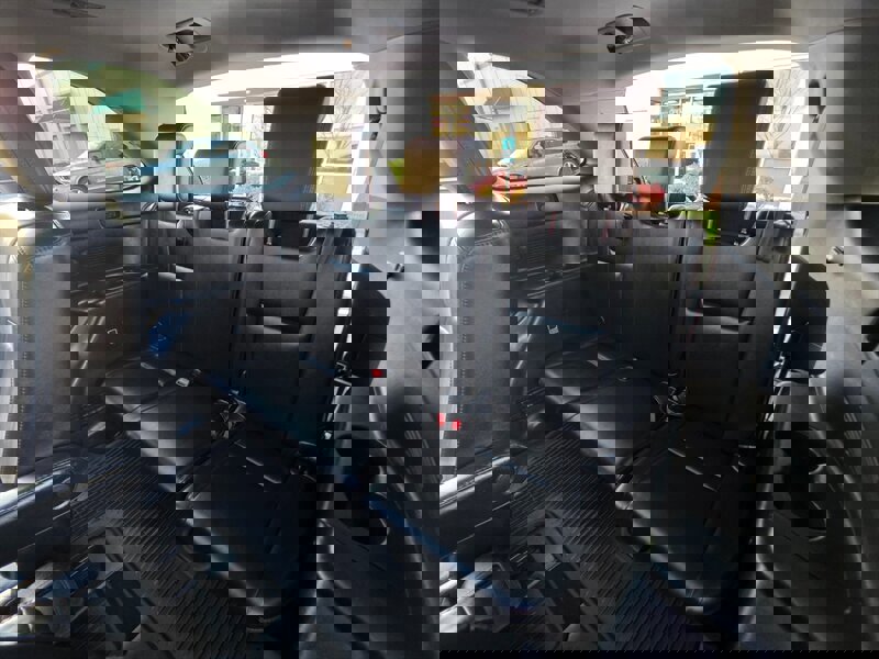 Used 2015 Toyota Highlander Limited Platinum image 16