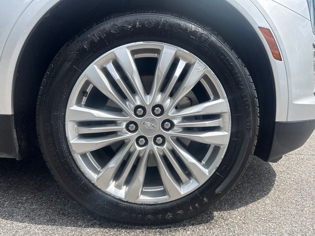 Used 2019 Cadillac XT5 Premium Luxury AWD/4WD image 12