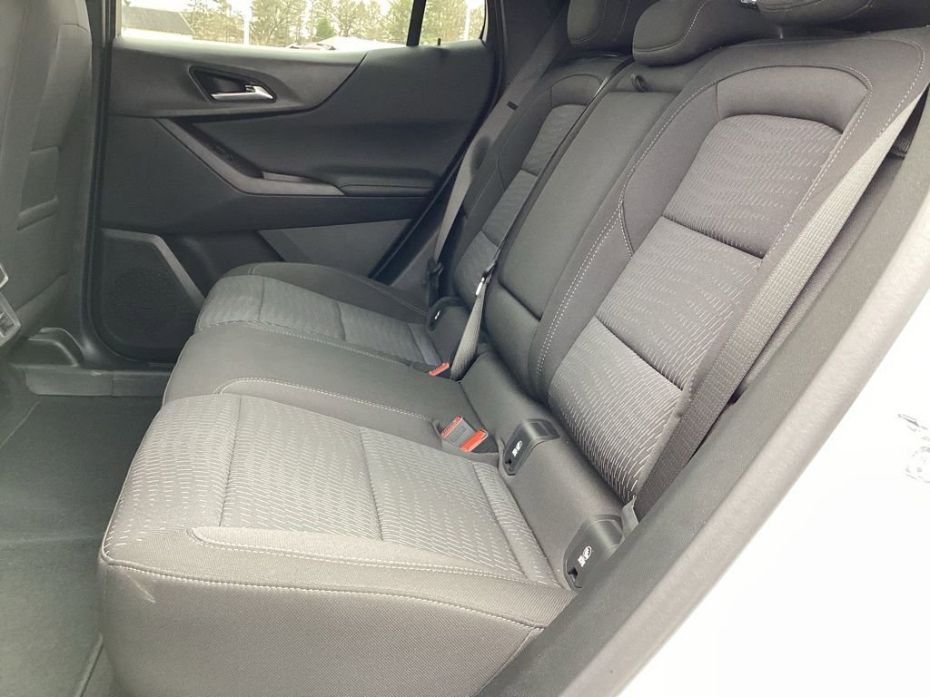 Used 2025 Chevrolet Equinox LT FWD image 18