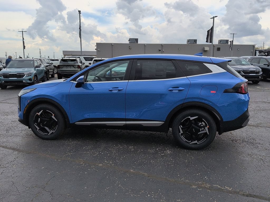 New 2026 Kia Sportage EX FWD image 4
