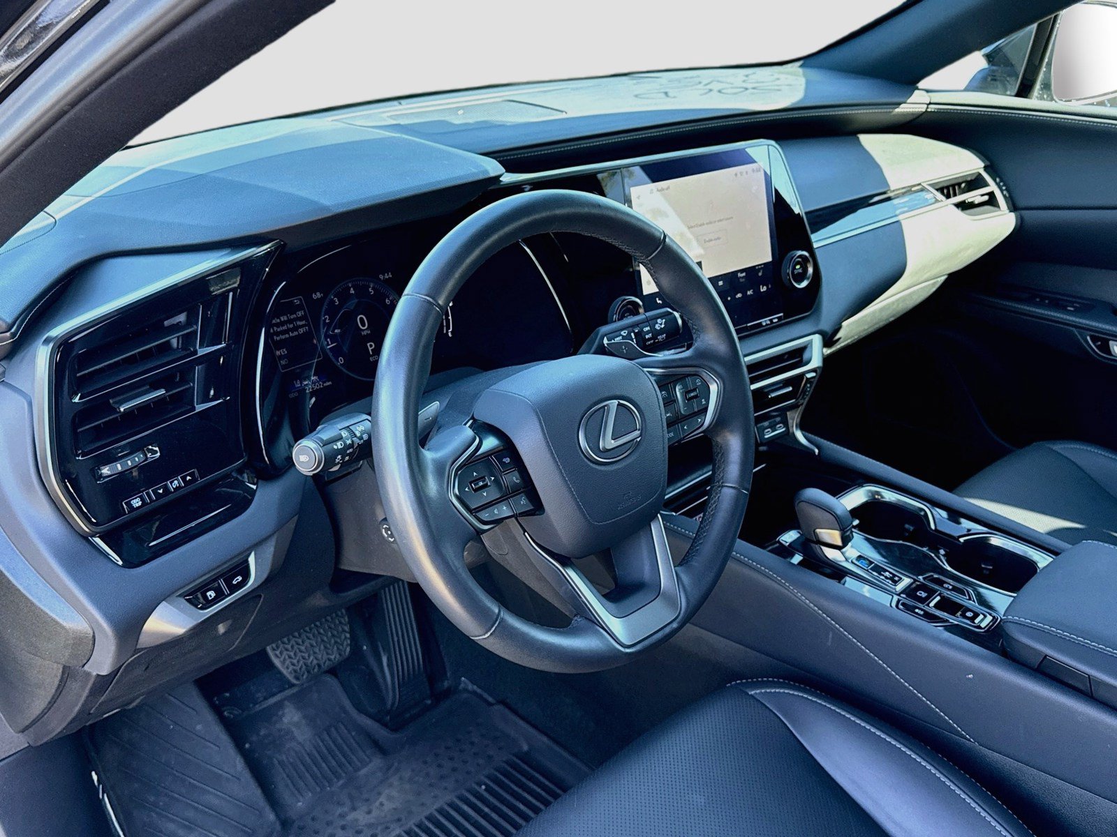 Used 2023 Lexus RX 350 FWD image 29