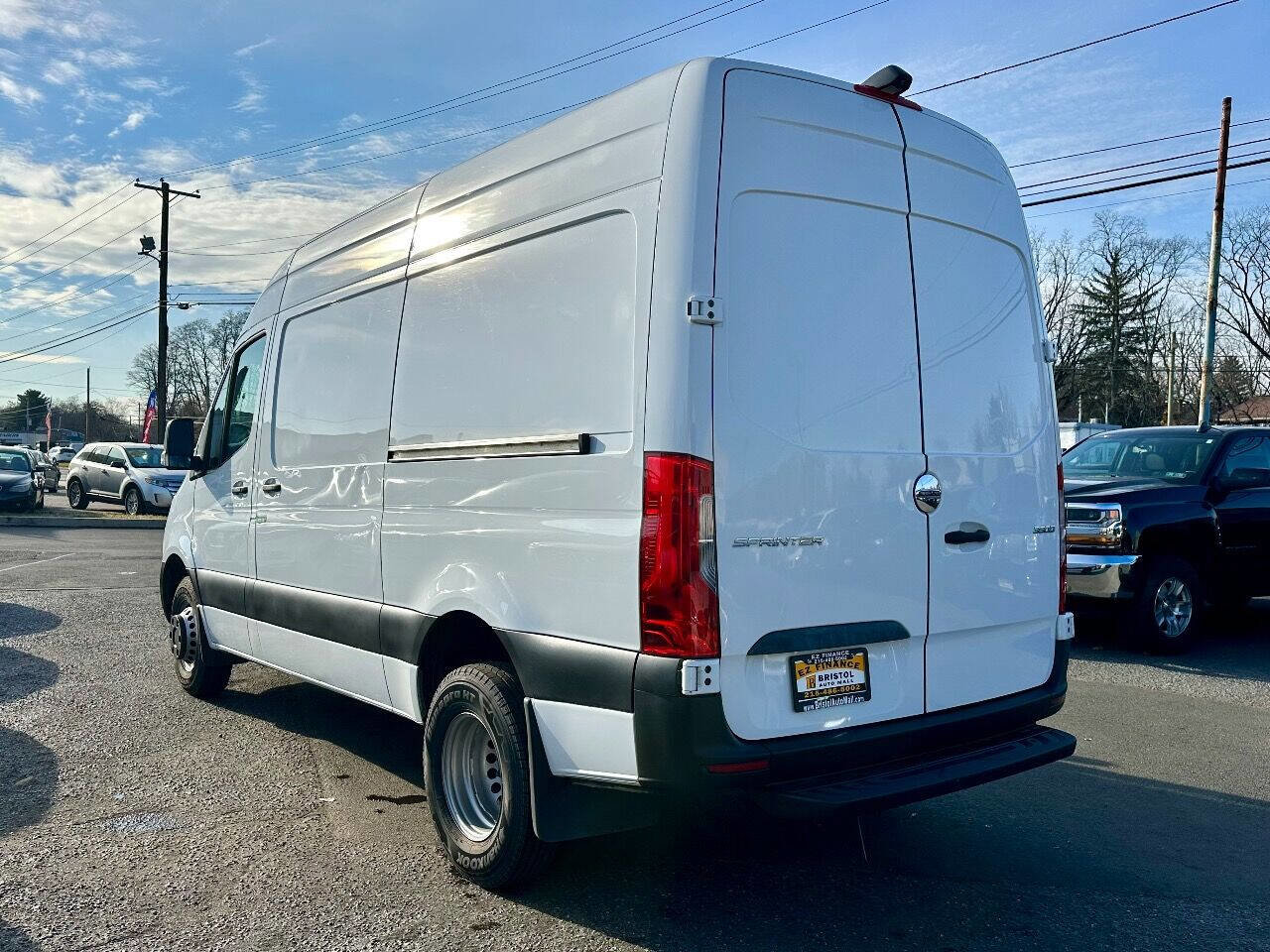 Used 2019 Freightliner Sprinter 3500 image 5